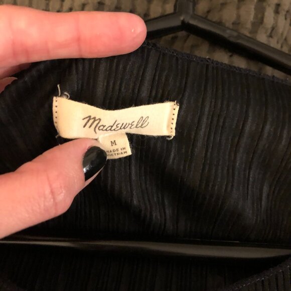 Madewell Texture & Thread Micropleat Top, Size M - Picture 8 of 8